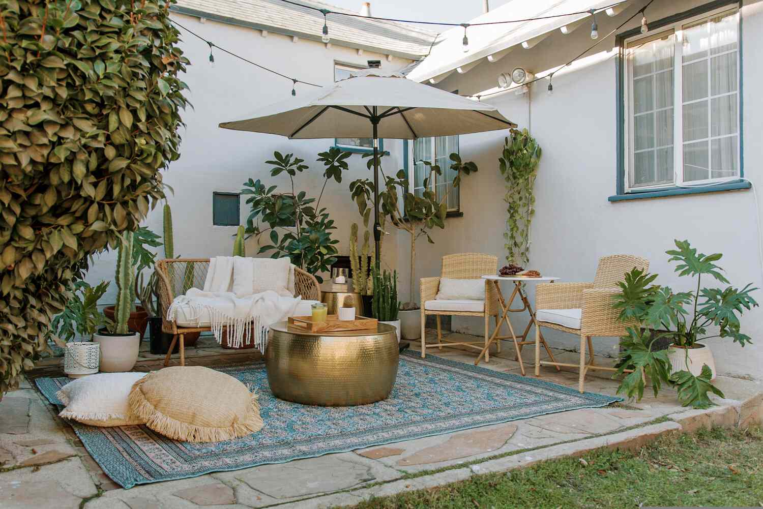 Outdoor Oasis – 10 Must-Have Pieces for Perfect Outdoor Living