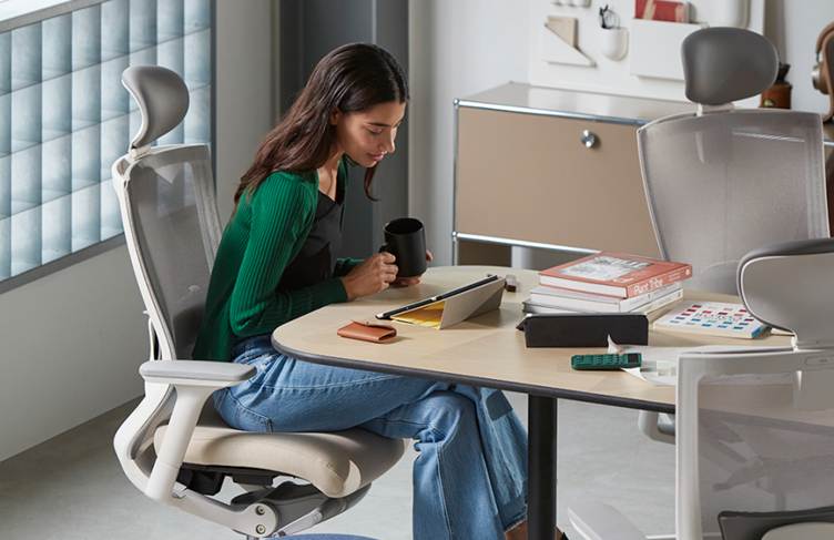 Elevate Your Daily Flow: A Sophisticated Guide to Office Comfort